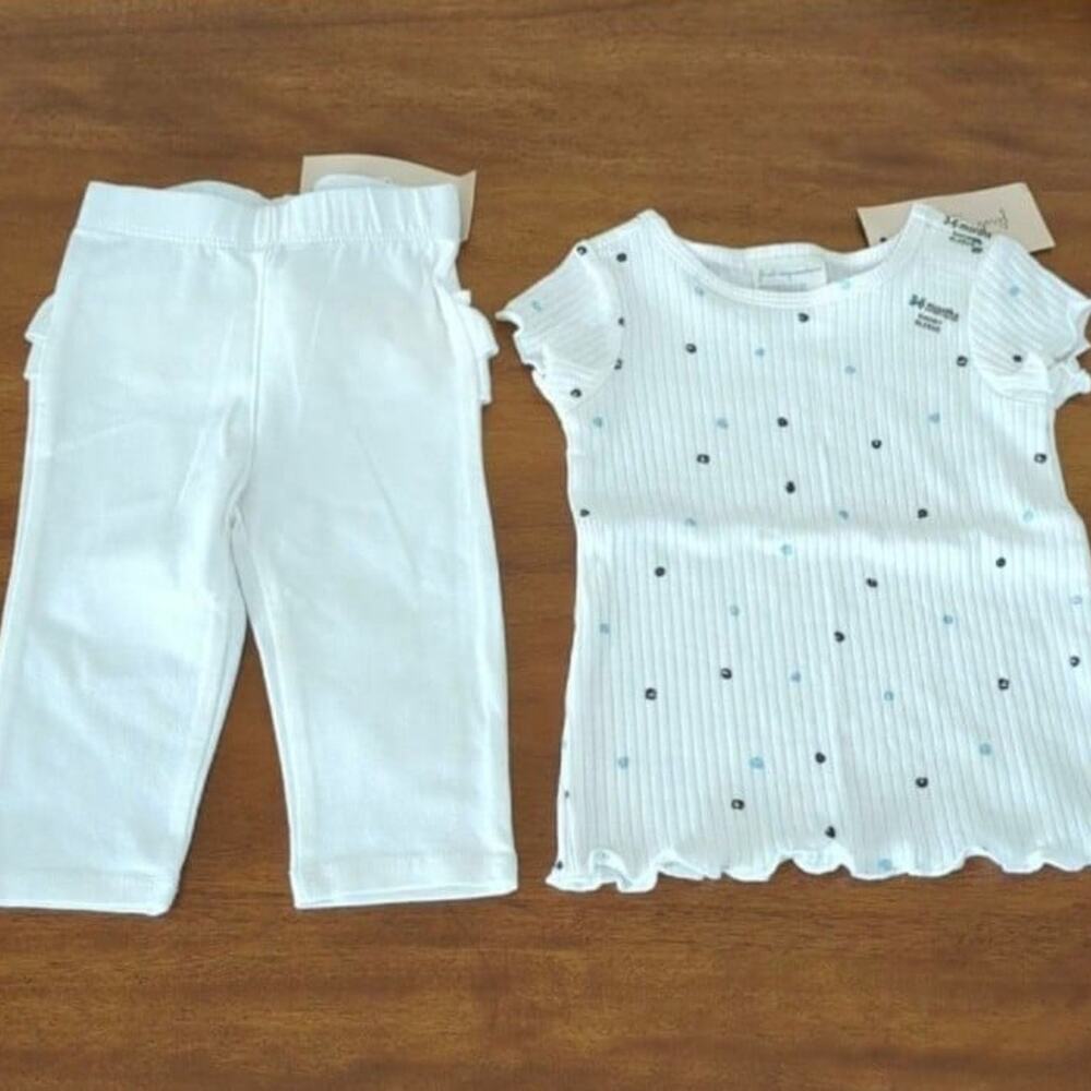 Baby top and bottom set White NWT 3-6M